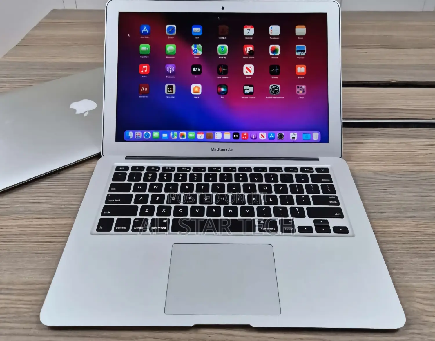 Laptop Apple MacBook Air 2017 8GB Intel Core I7 SSD 256GB