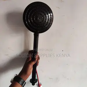 Black Instant Shower Fame 4T Water Heater + Black Shower Arm