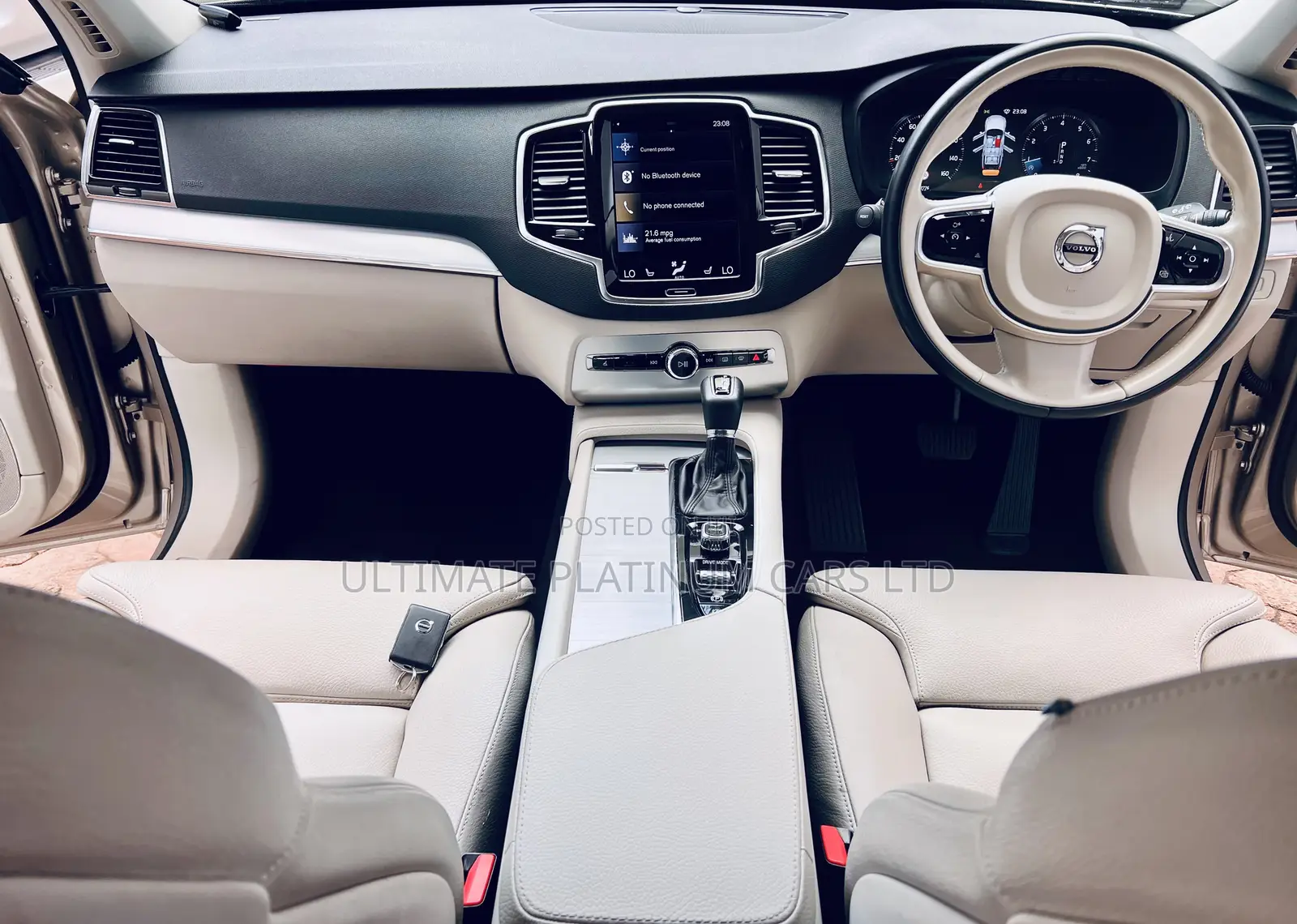 Volvo XC90 2017 Gold