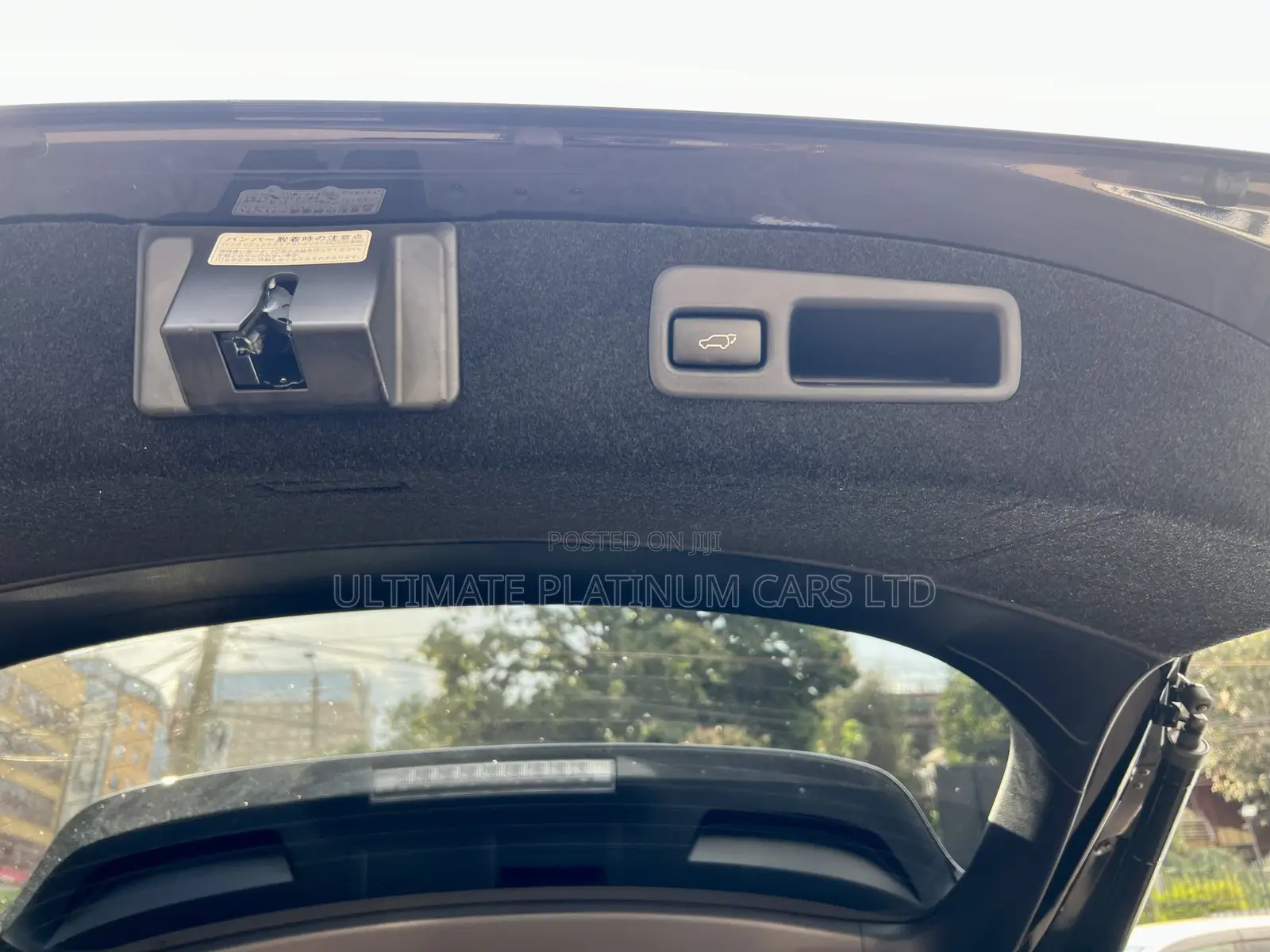 Toyota Harrier 2.0 2017 Blue