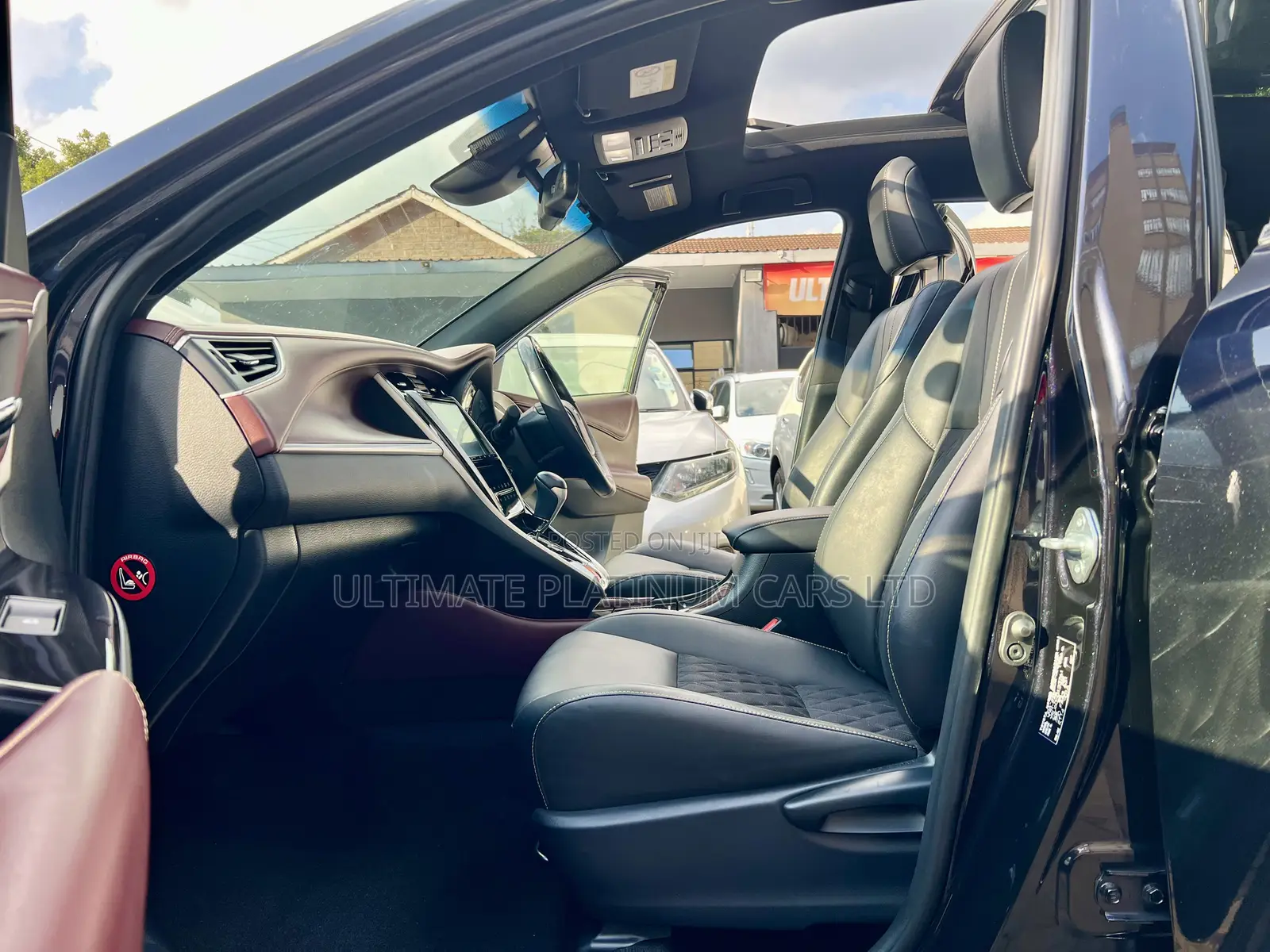 Toyota Harrier 2.0 2017 Blue
