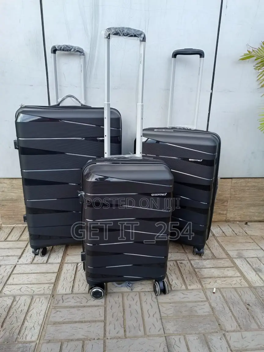 *3 in 1 Luxurious Fibre Suitcase*
Zipper Closure F
