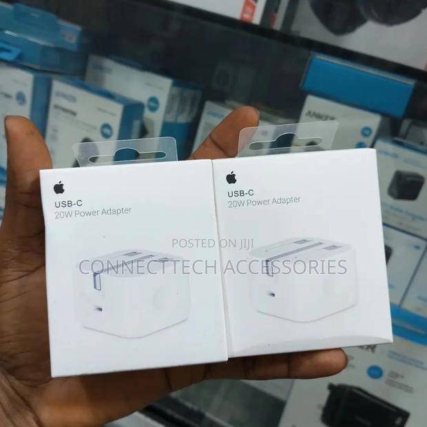Apple 20W USB-C Power Adapter - thumbnail 3