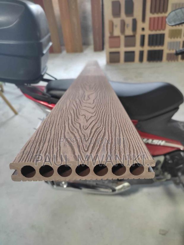 Outdoor Deck Materials - thumbnail 4