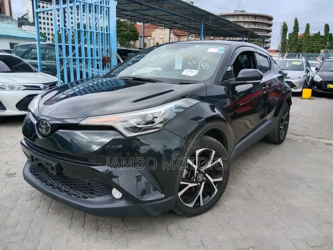 Toyota C-HR 2017 Green