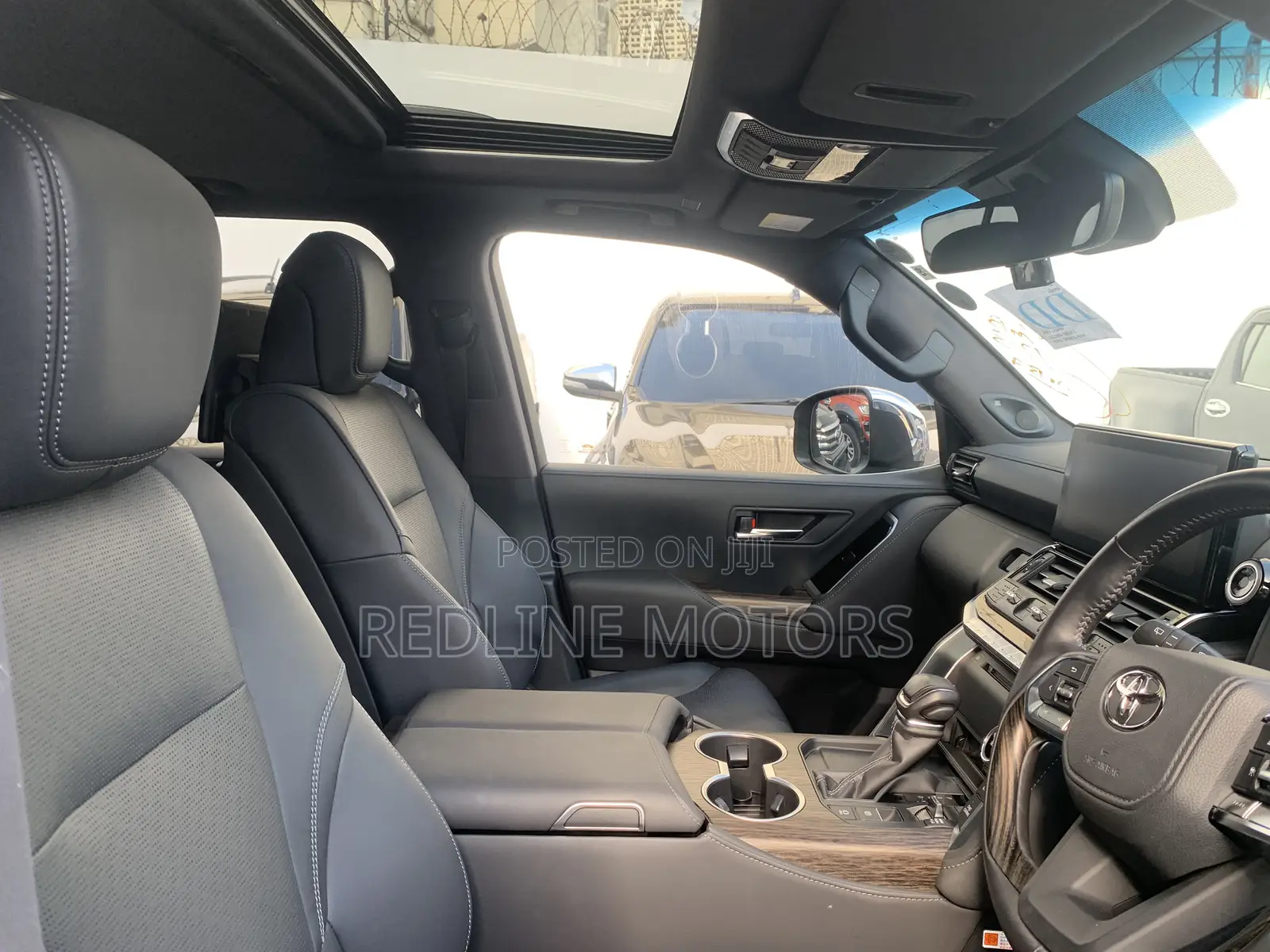 Toyota Land Cruiser 3.3 Diesel 4WD 2022 Black