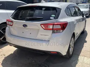 Subaru Impreza 2.0i AWD 2017 Pearl