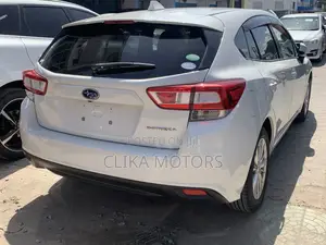 Subaru Impreza 2.0i AWD 2017 Pearl