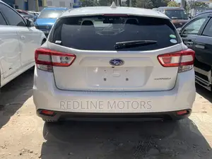Subaru Impreza 2.0i AWD 2017 Pearl