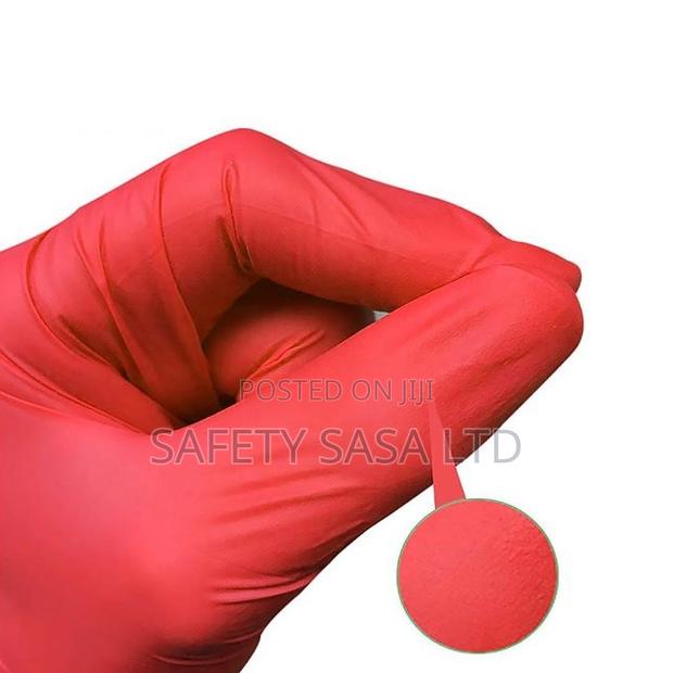 Red Nitrile Disposable Gloves - thumbnail 5