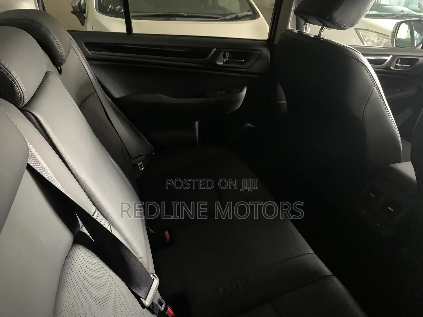 Subaru Legacy 2.5i AWD 2016 Gray
