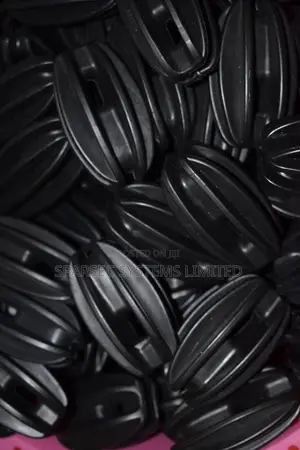 End Insulators For Electric Fence