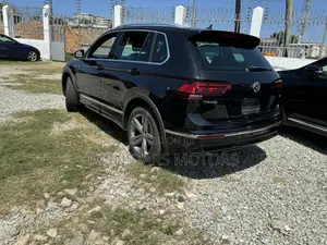 Volkswagen Tiguan 2018 Matt Black