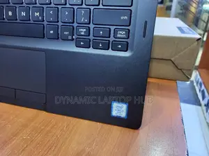 Laptop Dell Latitude 5300 16GB Intel Core i7 SSD 512GB