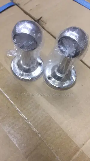 Chrome Pipe Holders