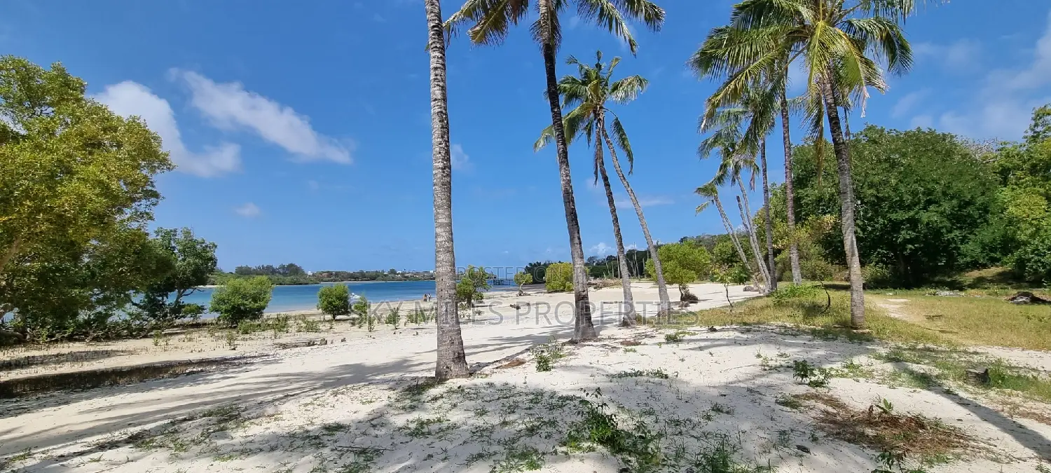 Serena,Prime Commercial 4-Acre Beachfront Plot for Sale