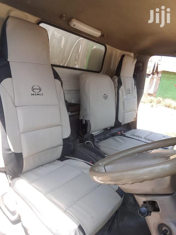 Hino Seat Covers - thumbnail 3