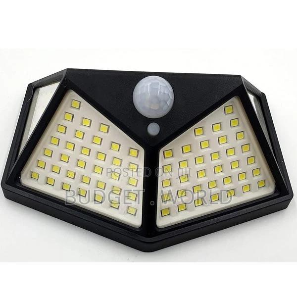 270° Wide Angle Ip65 Waterproof 100xled Solar Wall Light #