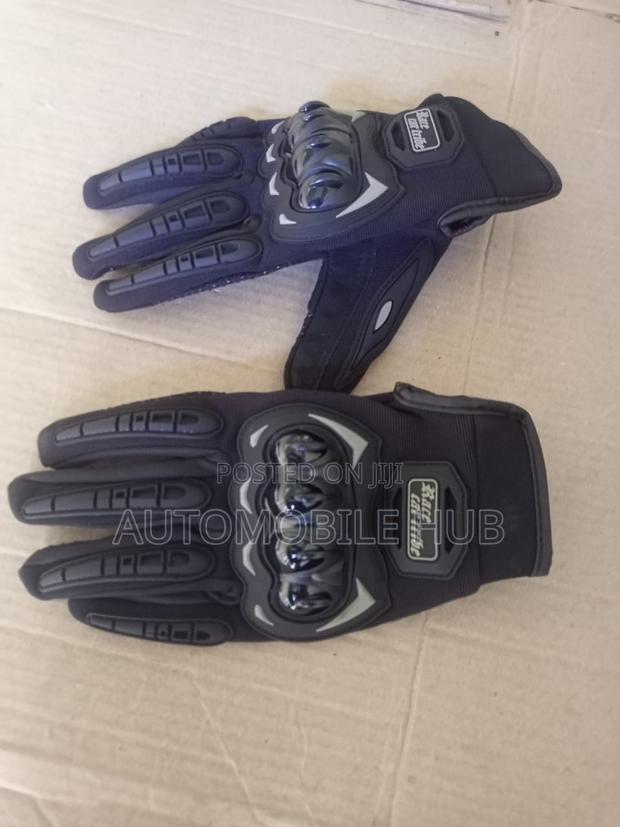 Black Riding Gloves With a Touch Screen Sensor