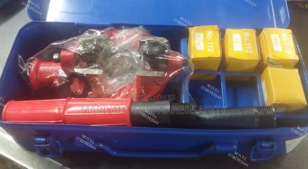 Ratchet Die Stock Blue 1/2-1 1/4" - thumbnail 2