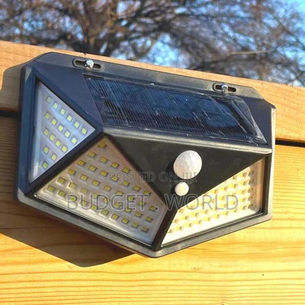 Waterproof Wall Light Solar Powered and 3 Modes 100xled - main view