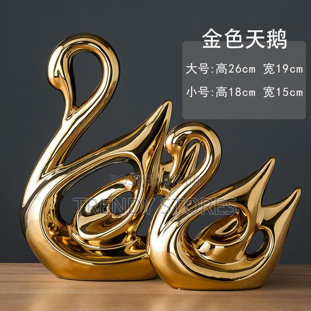 2pc Ceramic Swan Decor - main view