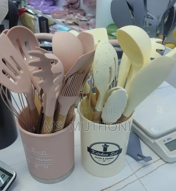 *12pcs Silicone Kitchen Set ,Bright Colours