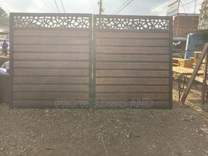 Simple Custom Gate - main view