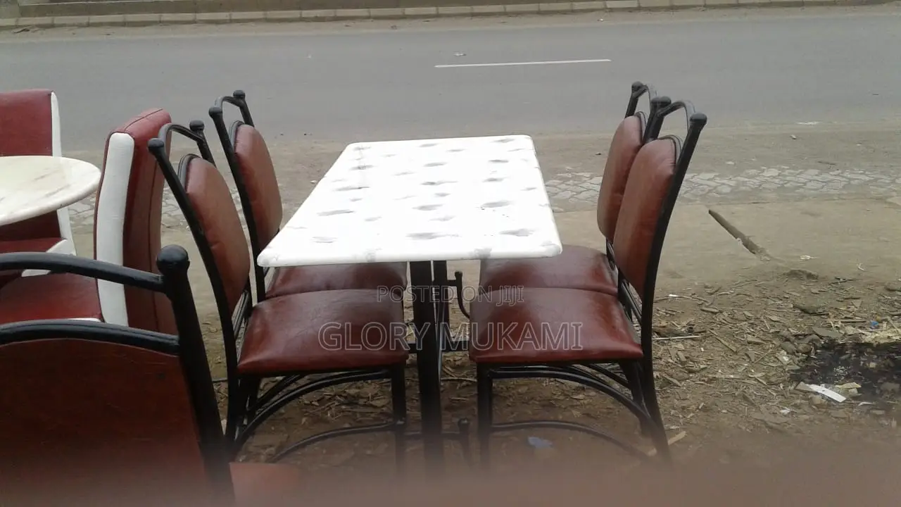Restaraunt N Hotel Table Set