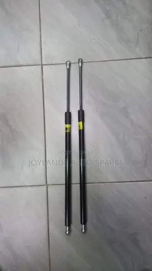 Honda CR-V Rear Screen Boot Shocks