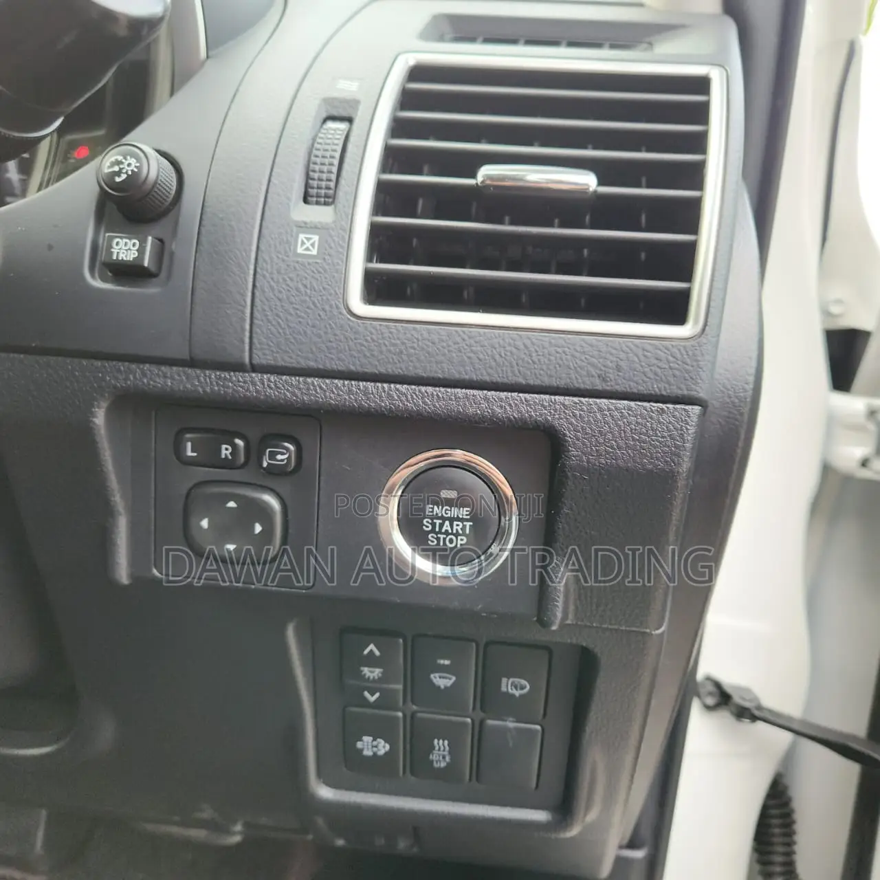 Toyota Land Cruiser Prado 2017 White