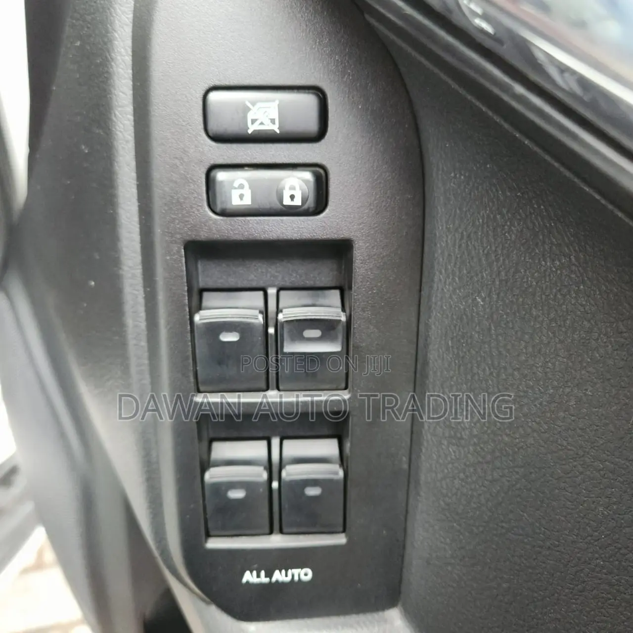Toyota Land Cruiser Prado 2017 White