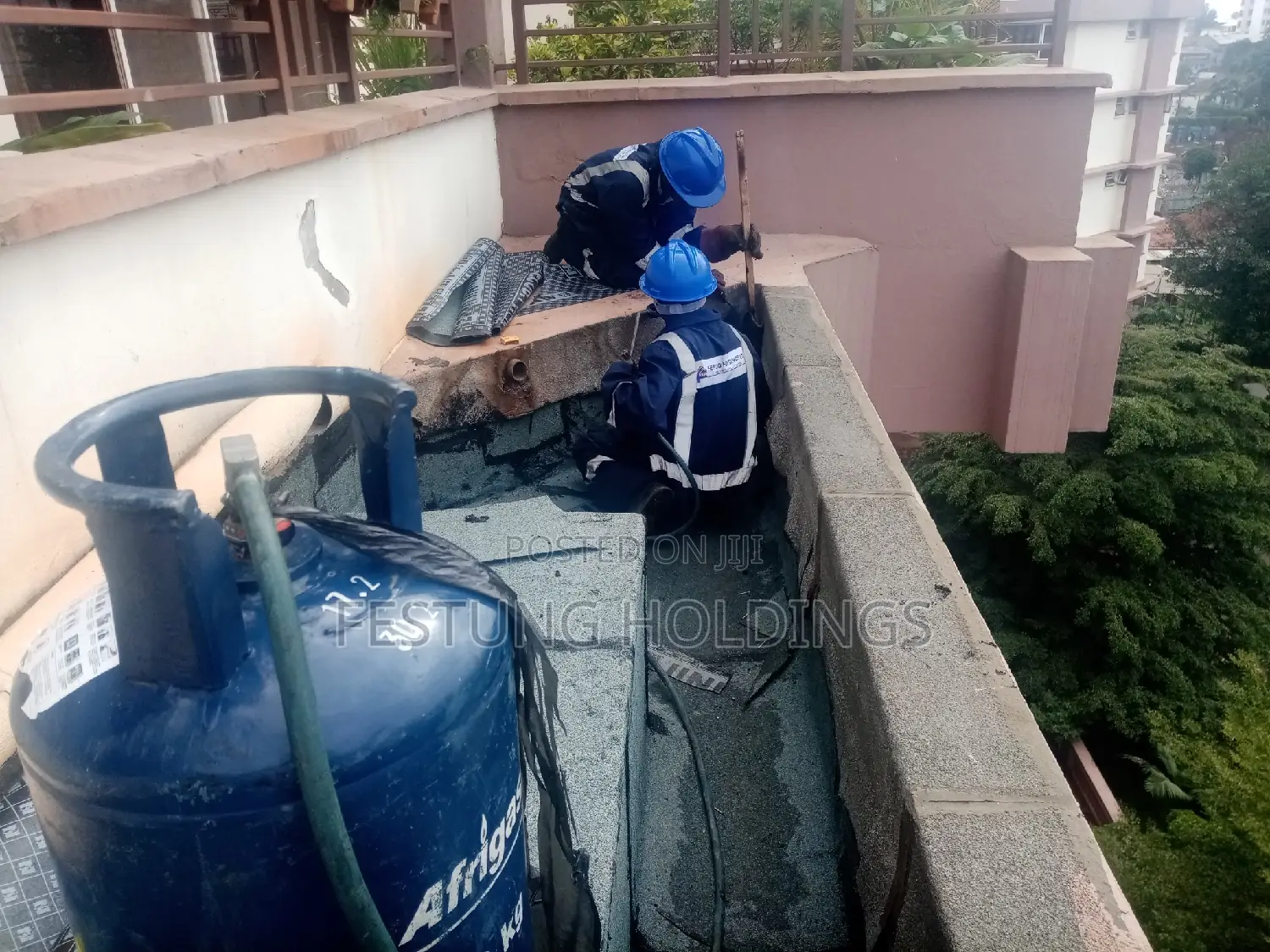 Concrete Flat Roofs and Gutters Waterproofing APP Membrane