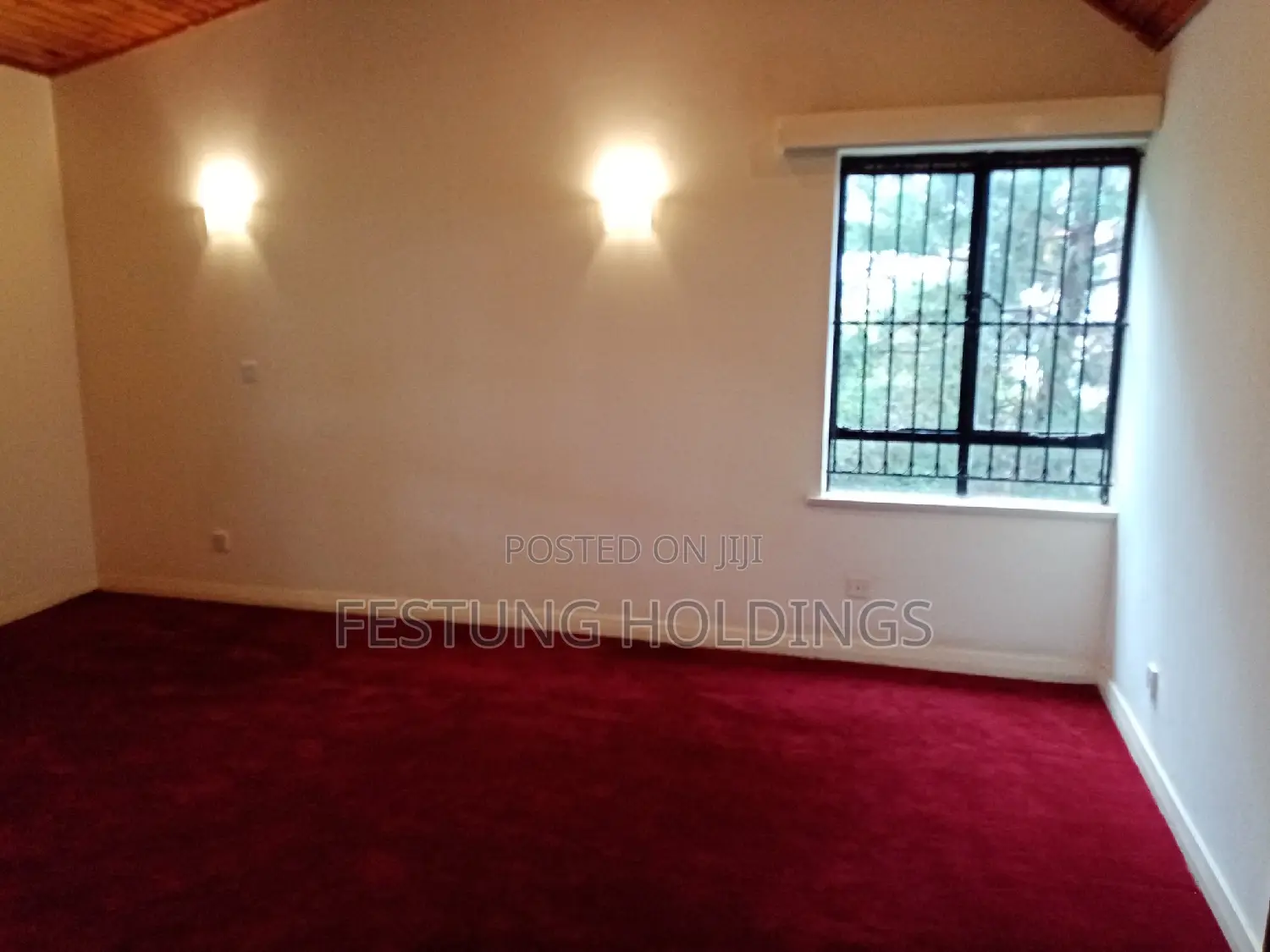 Office and Pulpit Wall to Wall Carpet Services