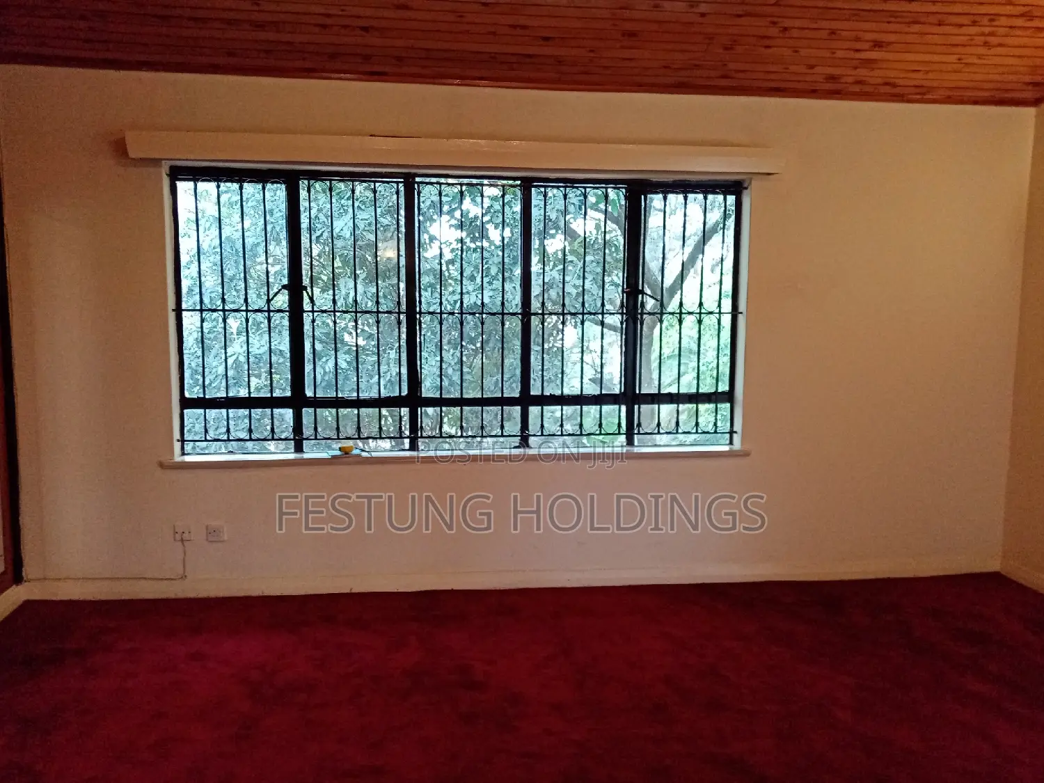 Office and Pulpit Wall to Wall Carpet Services