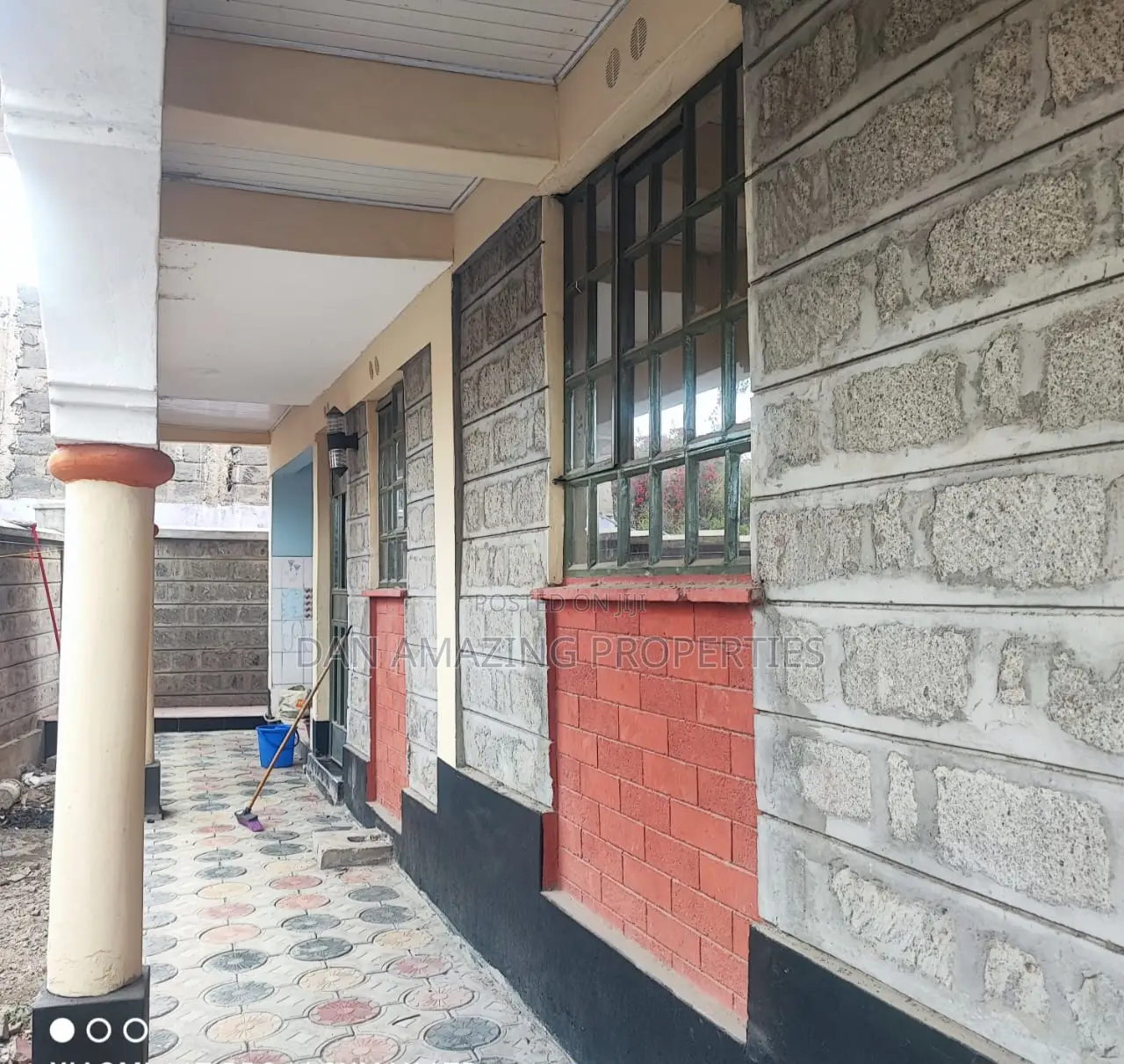 4bdrm Maisonette in Deliverance Rd, Kitengela for sale