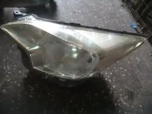 Ractis 2012 LHS Headlight Non Xenon