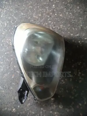 Daihatsu Mira Headlight LHS