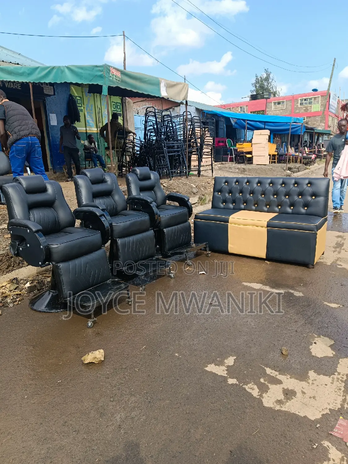 3 Barber Seats and a Waiting 