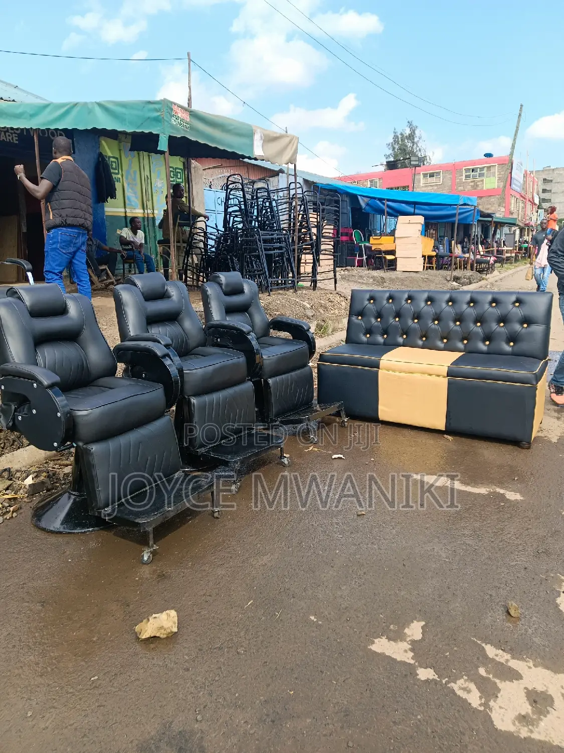 3 Barber Seats and a Waiting 