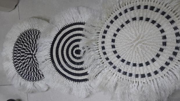 Table Mats Available - main view