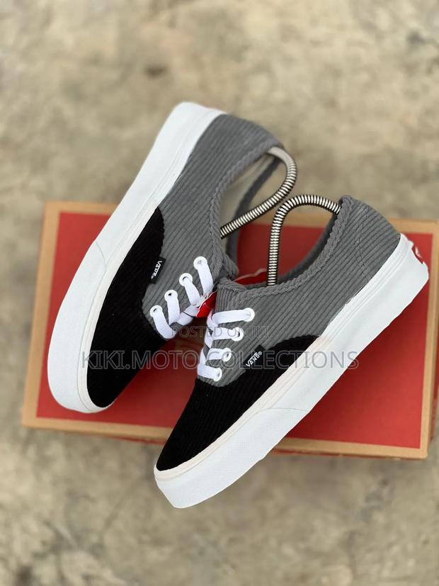 Authentic Cuordroy Vans - thumbnail 2