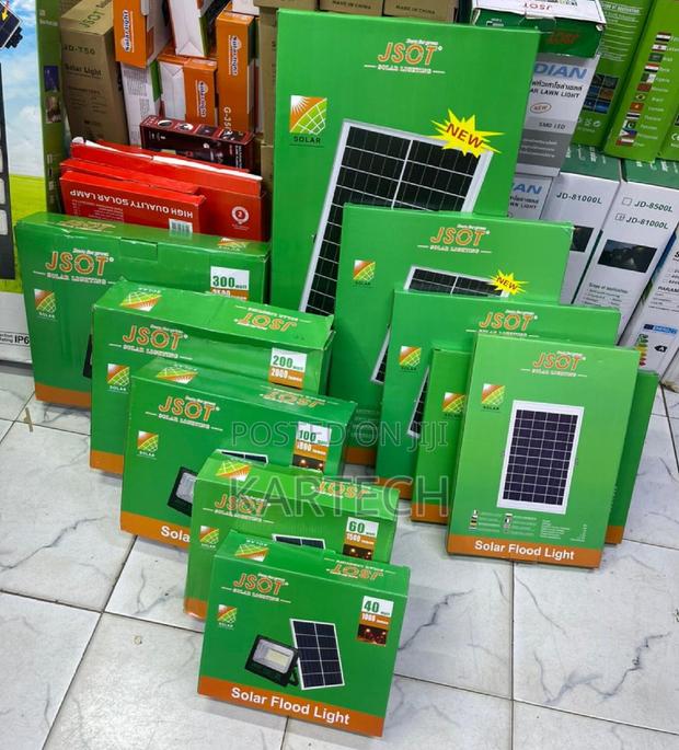 JSOT 100W Solar Floodlight - main view