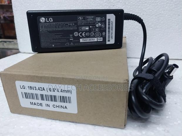 Lg 19v 3.42a Monitor Switching Ac Power Adapter Da-65g19