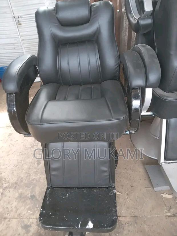 Brand New Barber Chairs - thumbnail 2