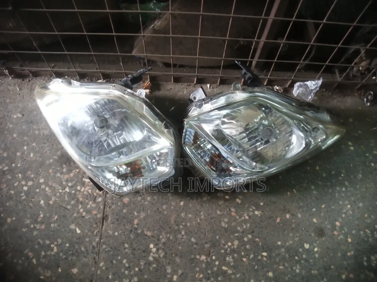 Wagon R 2010-12 Model Headlight