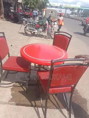 Brand New Bar N Restaraunt Tables +(3) Chairs