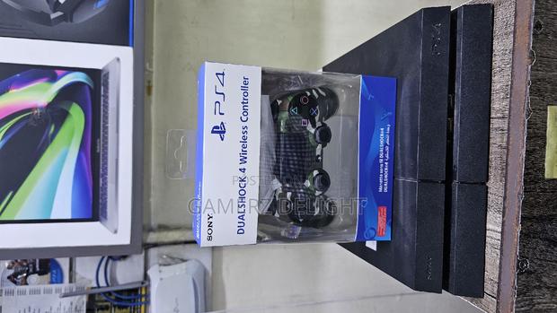 Playstation4 Pro Chipped - thumbnail 4