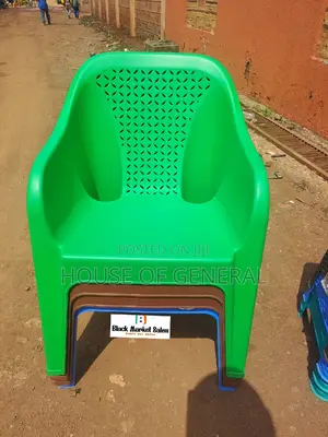 Green Easy Plastic Chair