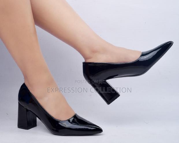 Block Shaped Heeled Official